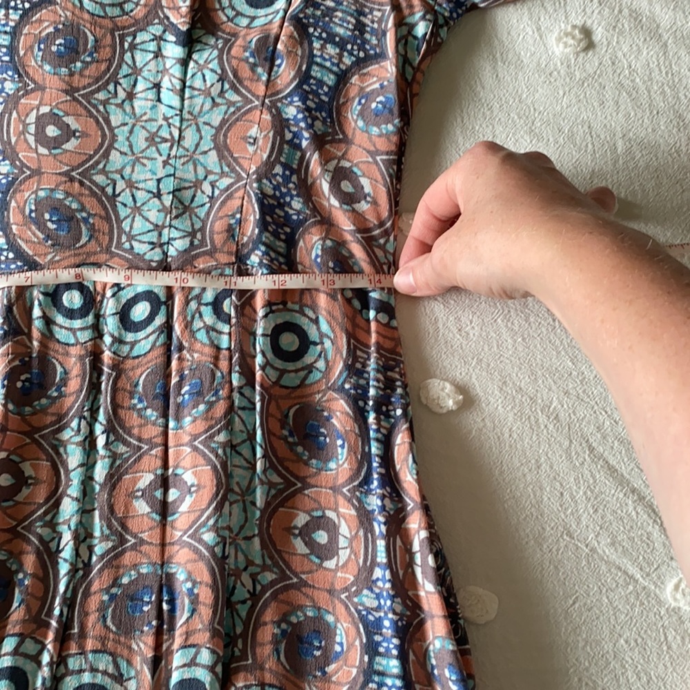 •dress• - Picture 5 of 5
